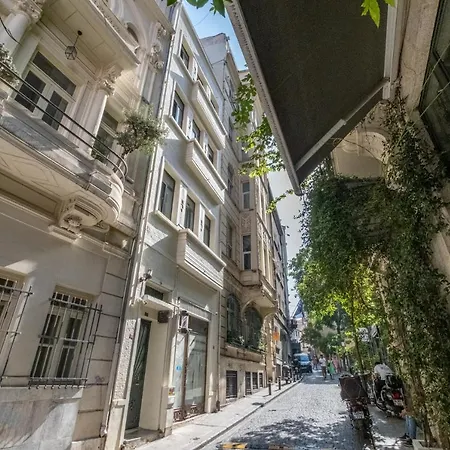 House Of Pirilti