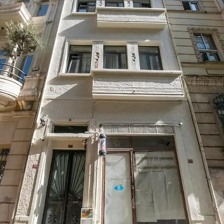 Apartment House Of Pirilti *